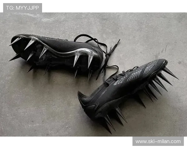 沃特足球鞋曾为哪些顶级球星加持探秘与回顾