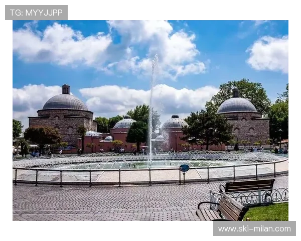 索菲亚带领足球新纪元崛起 成为全球瞩目的球场传奇