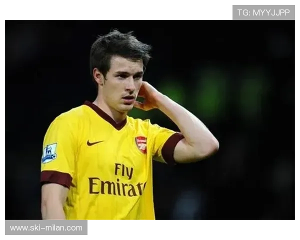 足球明星男神的光辉人生与赛场背后的奋斗故事 足球明星男神的光辉人生与赛场背后的奋斗故事